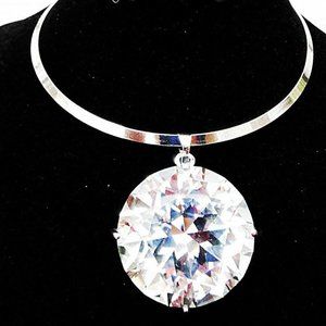 GIANT "DIAMOND-LIKE" PENDANT NECKLACE
